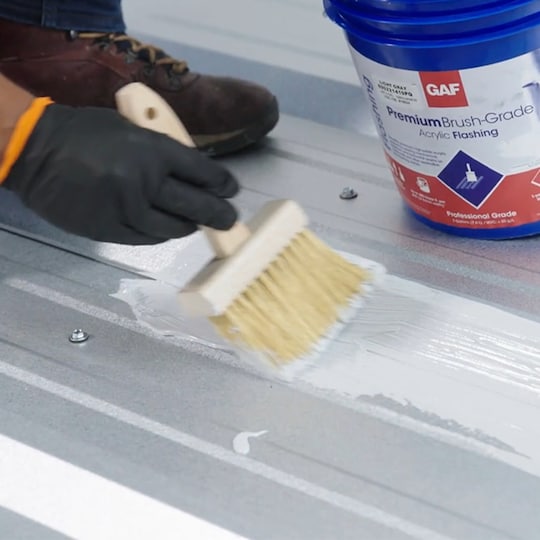 Elastomeric roof coating